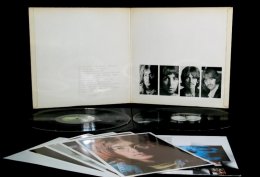 В Ливерпуле открылась выставка, посвященная "Белому альбому" The Beatles