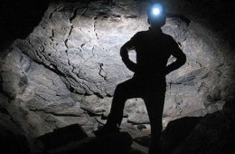 Боевики на Донбассе ищут укрытие под землей