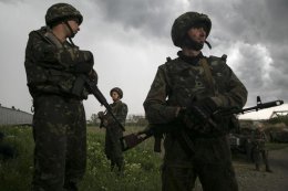 Бойцы батальона "Днепр-1" стоят в 500 метрах от Донецка