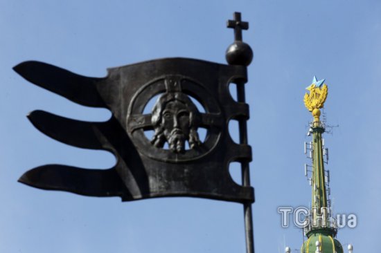 Москва под флагом Украины всколыхнула общество (ФОТО)