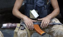 Террористы обстреляли еще одну машину с переселенцами в Луганской области