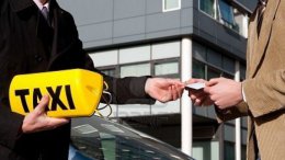 Луганские таксисты вывозят горожан из зоны АТО за 3 тыс. грн