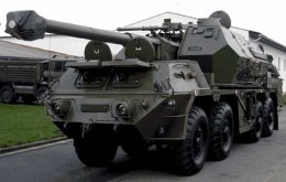В Бресте на границе с Польшей замечено движение артиллерийских установок (ВИДЕО)