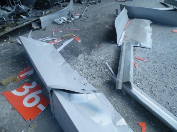 "Донбасс-Арена" получила многочисленные повреждения от обстрела боевиками (ВИДЕО)