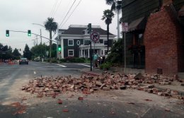 Из-за землетрясения в Калифорнии более 100 человек получили ранения