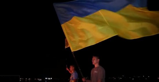 Сотни людей почтили 23-годовщину Независимости Украины (ВИДЕО)