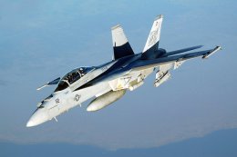В Литву прибыли четыре канадских истребителя F-18 Hornet