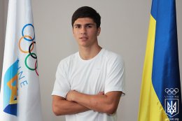 Украинский боксер Рамиль Гаджиев выиграл золотую медаль на Юношеской Олимпиаде в Нанкине