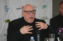 Польский режиссер Ежи Гоффман уверен, что Путин хочет воссоздать имперскую Россию