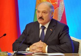 Сегодня президенту Беларуси Александру Лукашенко исполнилось 60 лет
