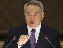 В Казахстане отреагировали на хамские реплики Путина и Жириновского