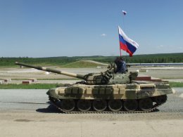Россияне были вынуждены вывести из Новоазовска новейшие танки
