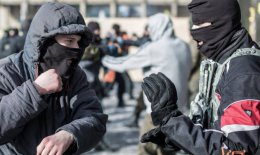 За защиту Мариуполя берется местный ультрас (ВИДЕО)