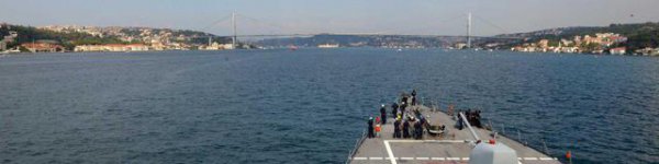 Ракетный эсминец ВМС США USS Ross отправляется в Одессу (ФОТО)