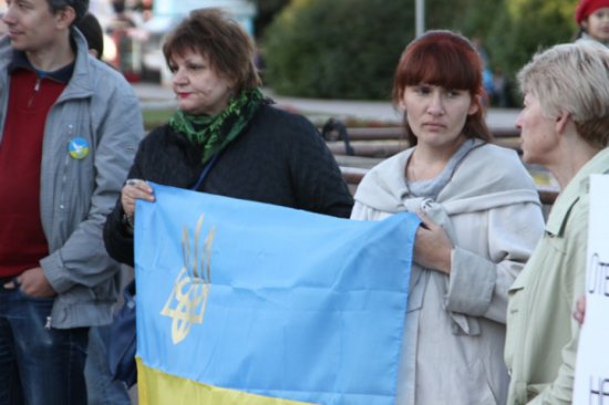 50 жителей Томска вышли протестовать против войны с Украиной (ФОТО)