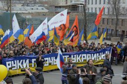 Немцов рассказал о подробностях антивоенного марша