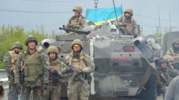 Украинская армия строго соблюдает режим перемирия, - штаб АТО