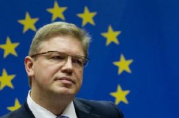 Фюле уверяет, что Евросоюз не причастен к Майдану