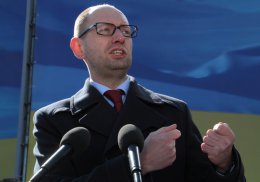 Яценюк уже знает о следующих шагах Путина