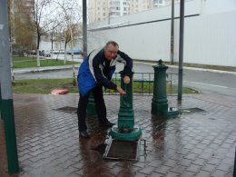 На Луганщине священнослужители начали брать деньги за воду