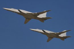 Боевые самолеты США перехватили 6 российских истребителей в небе над Аляской