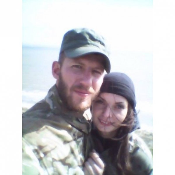 Сила любви преодолевает расстояния и войну (ФОТО)