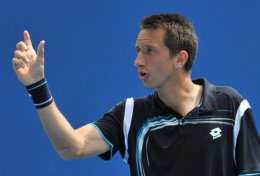 Украинский теннисист Стаховский снялся с соревнований из-за непорядочного поведения бельгийцев