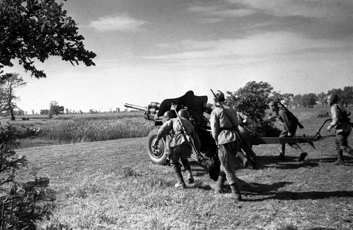 Освобождение Украины от фашистских захватчиков. Исторические кадры (ФОТО)