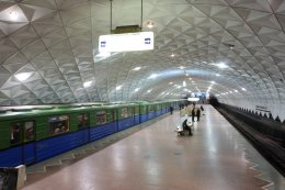 Пассажир в Харьковском метро устроил спонтанное представление (ВИДЕО)