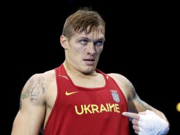 Александр Усик завоевал пояс Интерконтинентального чемпиона по версии WBO (ВИДЕО)