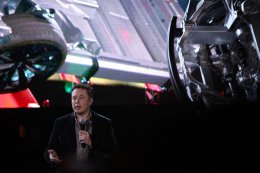 Компания Tesla Motors представила Model S с полным приводом (ФОТО)