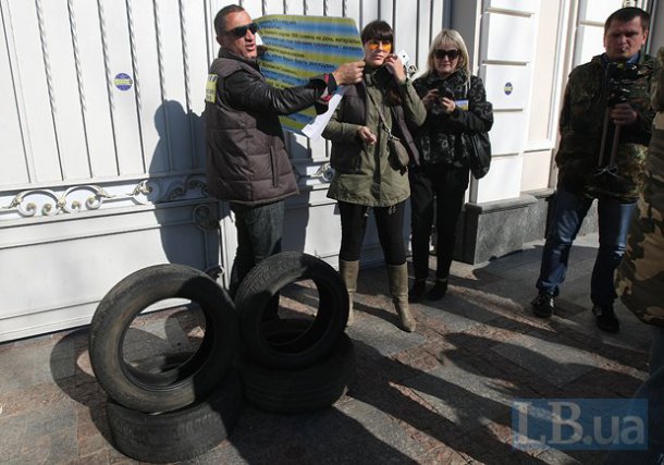 Автомайдан напомнил Порошенко о его невыполненных обещаниях (СПИСОК)