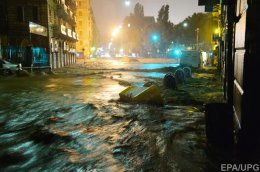 Итальянская Генуя ушла под воду (ВИДЕО)