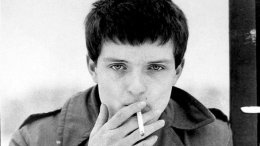 Вдова фронтмена Joy Division опубликует рукописи