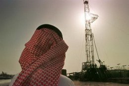 Саудовская Аравия и Кувейт продолжают опускать цены на нефть