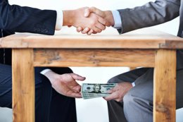 Почему Антикоррупционное бюро рискует не побороть коррупцию в Украине
