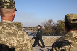 Казакам не нужен государственный статус, чтобы защищать Украину, - Порошенко