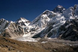 Во время снежной бури в Гималаях без вести пропали 152 туриста