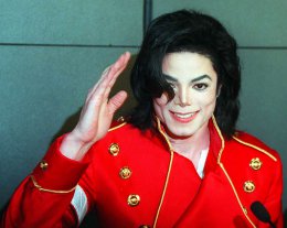 Умерший Майкл Джексон заработал за последний год 140 миллионов долларов