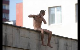 На крыше лечебницы, в которой находится Савченко, художник отрезал себе мочку уха (ФОТО)