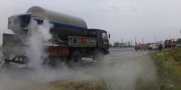 В Николаеве на дороге произошла утечка жидкого кислорода (ВИДЕО)