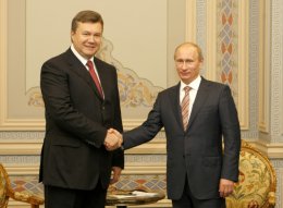 Президент РФ рассказал, как Янукович просил вывезти его в Россию