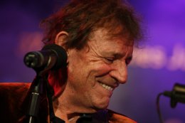 В Англии скончался бас-гитарист группы Cream