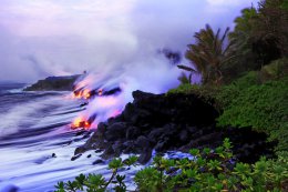 На Гавайских островах началось извержение вулкана