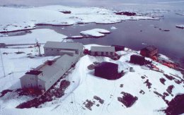 На Южном полюсе свой политический выбор сделали украинские полярники