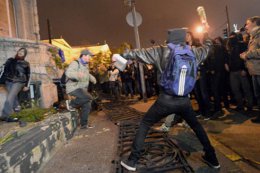 В центре Будапешта прошла акция протеста против введения налога на интернет