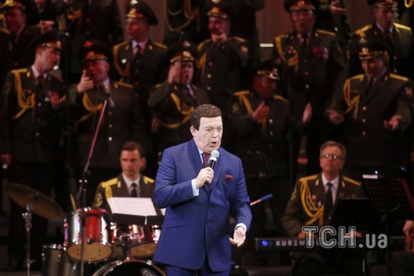 Кобзон наплевал на запрет СБУ и выступил в Донецке (ВИДЕО)