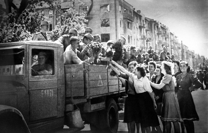 Освобождение Украины от фашистских захватчиков. Исторические кадры (ФОТО)