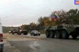 Колонна российских БТРов двинулась на Херсон (ВИДЕО)