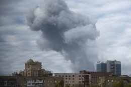 После недолгого затишья, Донецк снова начали обстреливать